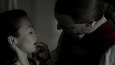 OUTLANDER_-_E1X12_LALLYBROCH_0143.jpg