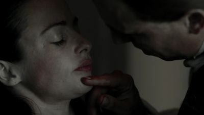 OUTLANDER_-_E1X12_LALLYBROCH_0190.jpg