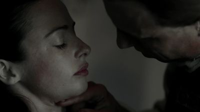 OUTLANDER_-_E1X12_LALLYBROCH_0199.jpg