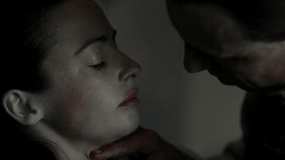 OUTLANDER_-_E1X12_LALLYBROCH_0201.jpg