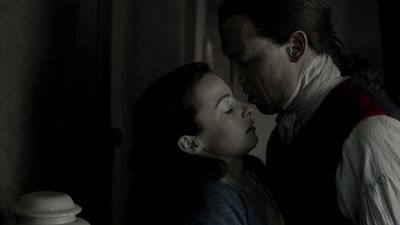 OUTLANDER_-_E1X12_LALLYBROCH_0210.jpg