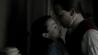 OUTLANDER_-_E1X12_LALLYBROCH_0211.jpg