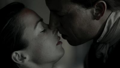 OUTLANDER_-_E1X12_LALLYBROCH_0258.jpg