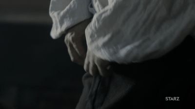 OUTLANDER_-_E1X12_LALLYBROCH_0310.jpg