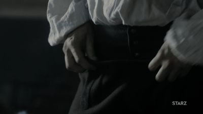 OUTLANDER_-_E1X12_LALLYBROCH_0311.jpg