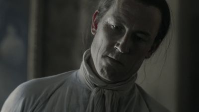 OUTLANDER_-_E1X12_LALLYBROCH_0371.jpg
