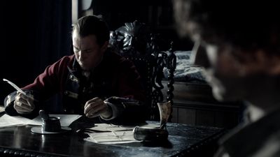 OUTLANDER_-_E1X12_LALLYBROCH_0392.jpg