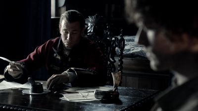 OUTLANDER_-_E1X12_LALLYBROCH_0408.jpg