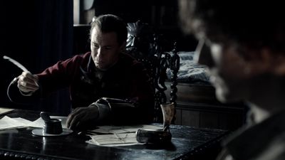OUTLANDER_-_E1X12_LALLYBROCH_0409.jpg