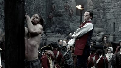 OUTLANDER_-_E1X12_LALLYBROCH_0642.jpg