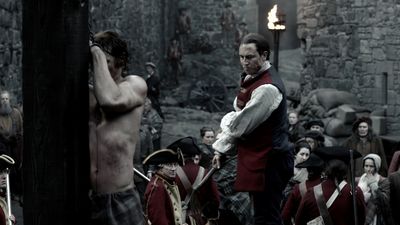OUTLANDER_-_E1X12_LALLYBROCH_0645.jpg
