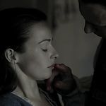 OUTLANDER_-_E1X12_LALLYBROCH_0105.jpg