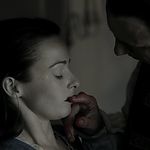 OUTLANDER_-_E1X12_LALLYBROCH_0113.jpg