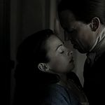 OUTLANDER_-_E1X12_LALLYBROCH_0212.jpg