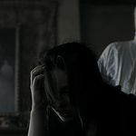 OUTLANDER_-_E1X12_LALLYBROCH_0327.jpg
