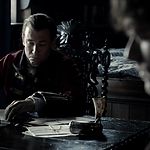 OUTLANDER_-_E1X12_LALLYBROCH_0408.jpg