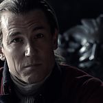 OUTLANDER_-_E1X12_LALLYBROCH_0559.jpg
