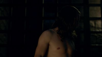 OUTLANDER_-_E1X16_TO_RANSOM_A_MANS_SOUL_0377.jpg