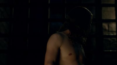 OUTLANDER_-_E1X16_TO_RANSOM_A_MANS_SOUL_0378.jpg