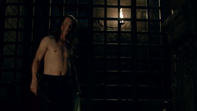 OUTLANDER_-_E1X16_TO_RANSOM_A_MANS_SOUL_0397.jpg