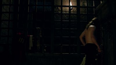 OUTLANDER_-_E1X16_TO_RANSOM_A_MANS_SOUL_0413.jpg