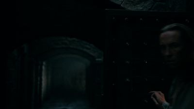 OUTLANDER_-_E1X16_TO_RANSOM_A_MANS_SOUL_0473.jpg