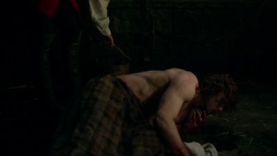 OUTLANDER_-_E1X16_TO_RANSOM_A_MANS_SOUL_0889.jpg