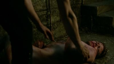 OUTLANDER_-_E1X16_TO_RANSOM_A_MANS_SOUL_2405.jpg
