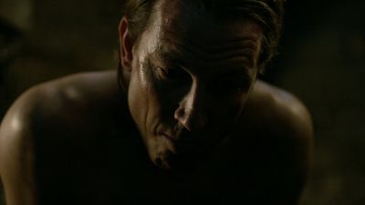 OUTLANDER_-_E1X16_TO_RANSOM_A_MANS_SOUL_2485.jpg
