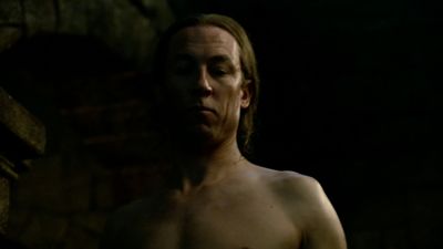 OUTLANDER_-_E1X16_TO_RANSOM_A_MANS_SOUL_2497.jpg