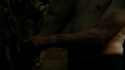OUTLANDER_-_E1X16_TO_RANSOM_A_MANS_SOUL_2565.jpg