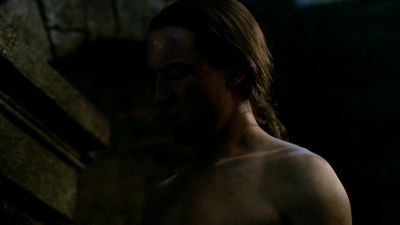 OUTLANDER_-_E1X16_TO_RANSOM_A_MANS_SOUL_2584.jpg