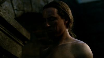 OUTLANDER_-_E1X16_TO_RANSOM_A_MANS_SOUL_2588.jpg