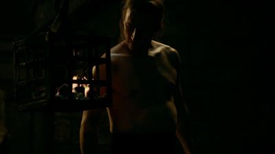 OUTLANDER_-_E1X16_TO_RANSOM_A_MANS_SOUL_2613.jpg