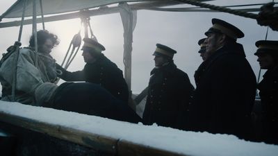 THE_TERROR_-_E1X01_GO_FOR_BROKE_0404.jpg