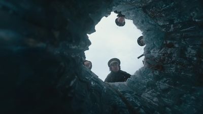 THE_TERROR_-_E1X03_THE_LADDER_0155.jpg