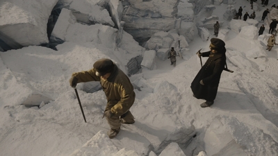 THE_TERROR_-_E1X07_HORRIBLE_FROM_SUPPER_0216.jpg