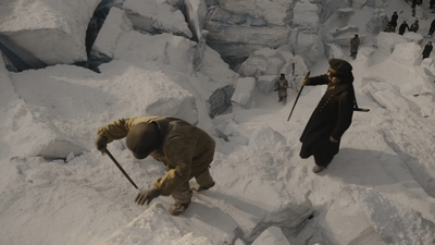 THE_TERROR_-_E1X07_HORRIBLE_FROM_SUPPER_0218.jpg