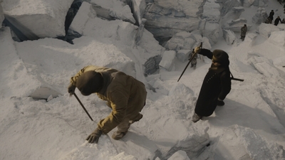THE_TERROR_-_E1X07_HORRIBLE_FROM_SUPPER_0220.jpg