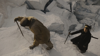 THE_TERROR_-_E1X07_HORRIBLE_FROM_SUPPER_0230.jpg