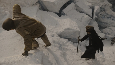 THE_TERROR_-_E1X07_HORRIBLE_FROM_SUPPER_0237.jpg