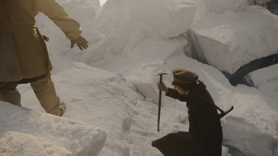 THE_TERROR_-_E1X07_HORRIBLE_FROM_SUPPER_0255.jpg
