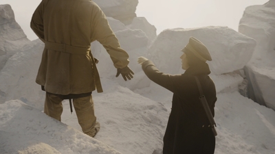 THE_TERROR_-_E1X07_HORRIBLE_FROM_SUPPER_0262.jpg
