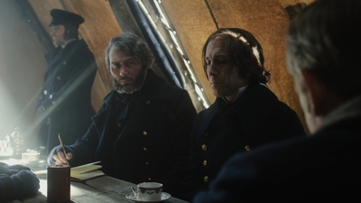 THE_TERROR_-_E1X07_HORRIBLE_FROM_SUPPER_0555.jpg
