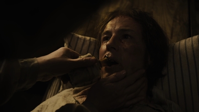 THE_TERROR_-_E1X09_THE_C_THE_C_OPEN_THE_C_0861.jpg