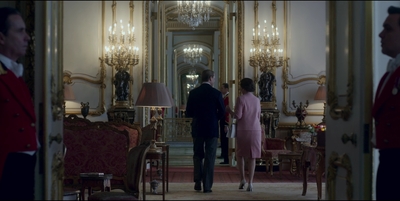 THE_CROWN_-_E3X01_OLDING_019.jpg
