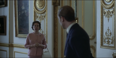 THE_CROWN_-_E3X01_OLDING_044.jpg