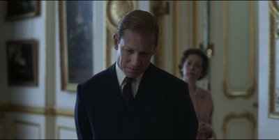 THE_CROWN_-_E3X01_OLDING_059.jpg