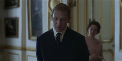 THE_CROWN_-_E3X01_OLDING_060.jpg