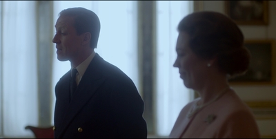 THE_CROWN_-_E3X01_OLDING_089.jpg